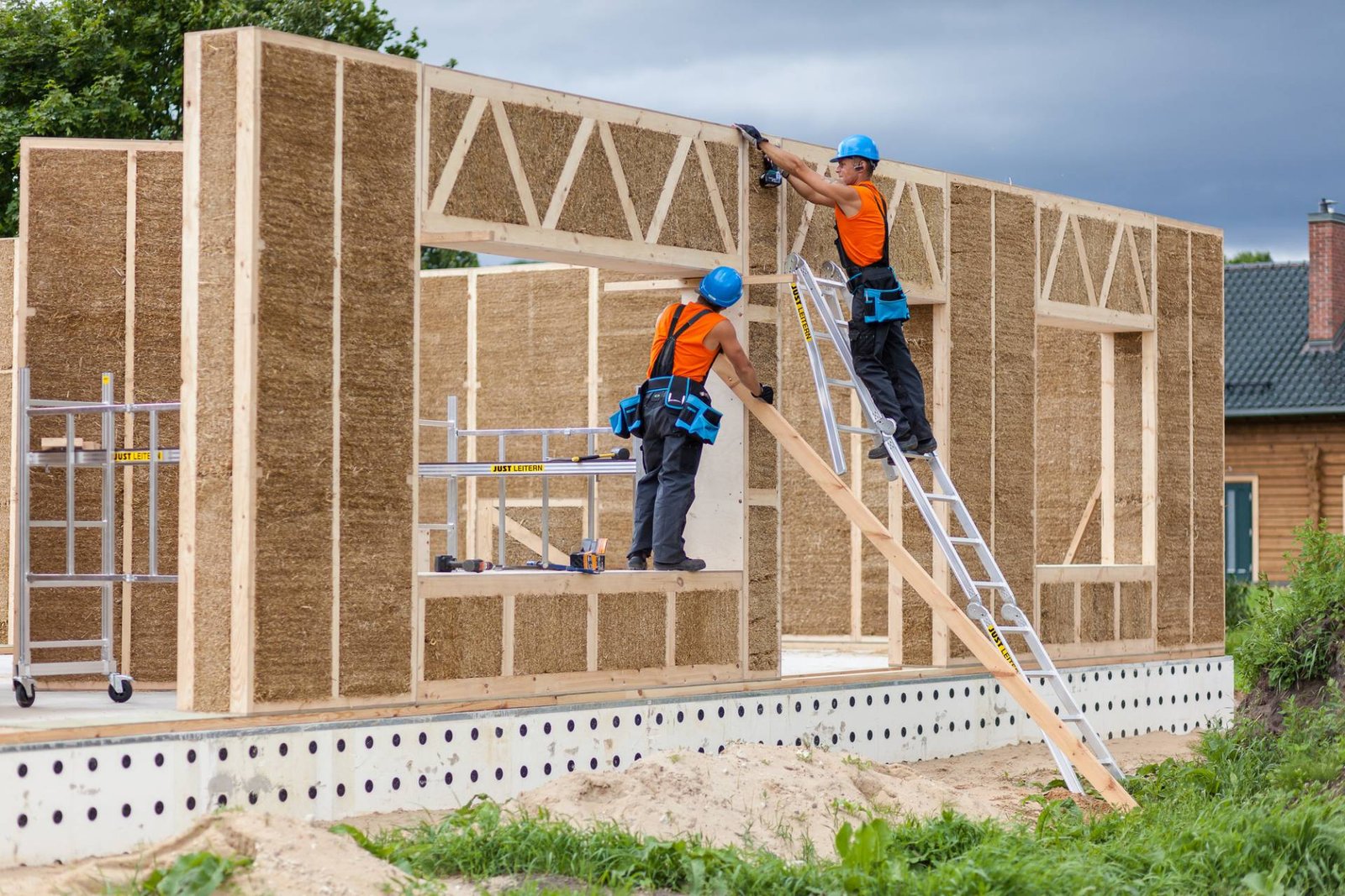 home builders in Lahore